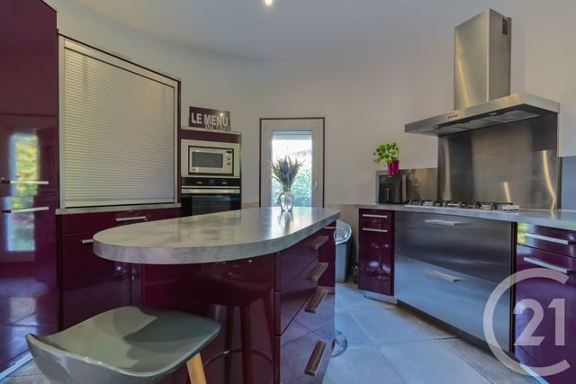 maison à vendre - 6 pièces - 136.32 m2 - ST MARTIN D HERES - 38 - RHONE-ALPES - Century 21 Immobilier Du Palais