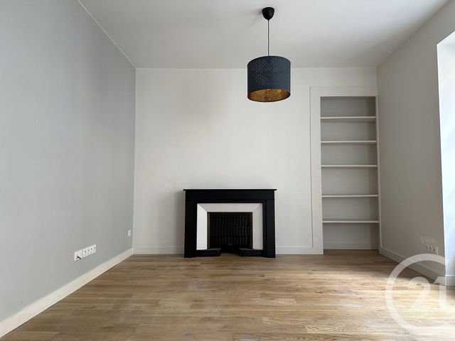 Appartement T2 à vendre - 2 pièces - 39.87 m2 - GRENOBLE - 38 - RHONE-ALPES - Century 21 Immobilier Du Palais