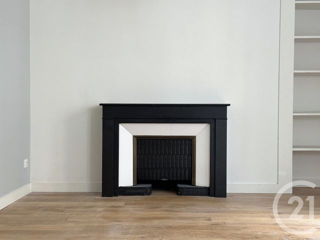 Appartement T2 à vendre - 2 pièces - 39.87 m2 - GRENOBLE - 38 - RHONE-ALPES - Century 21 Immobilier Du Palais