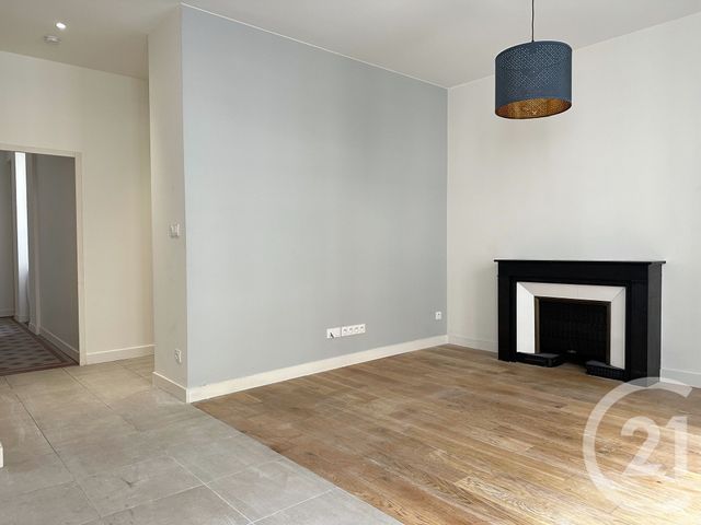 Appartement T2 à vendre - 2 pièces - 39.87 m2 - GRENOBLE - 38 - RHONE-ALPES - Century 21 Immobilier Du Palais