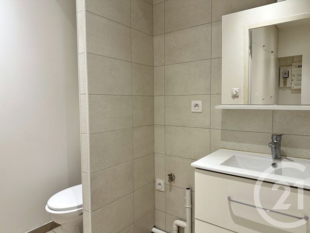 Appartement T2 à vendre - 2 pièces - 39.87 m2 - GRENOBLE - 38 - RHONE-ALPES - Century 21 Immobilier Du Palais