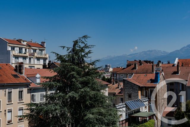 Appartement T3 à vendre - 3 pièces - 79.2 m2 - GRENOBLE - 38 - RHONE-ALPES - Century 21 Immobilier Du Palais
