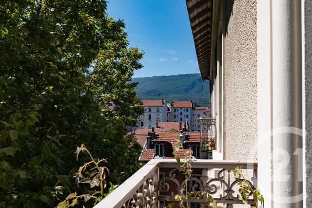 Appartement T3 à vendre - 3 pièces - 79.2 m2 - GRENOBLE - 38 - RHONE-ALPES - Century 21 Immobilier Du Palais