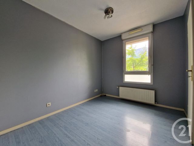 Appartement F2 à vendre - 2 pièces - 43.18 m2 - ECHIROLLES - 38 - RHONE-ALPES - Century 21 Immobilier Du Palais