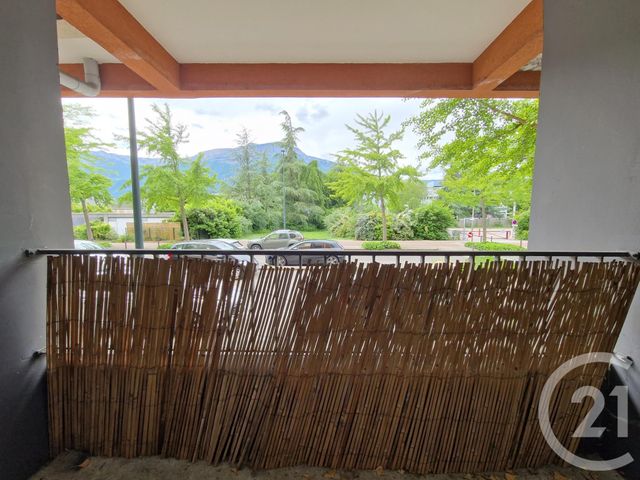 Appartement F2 à vendre - 2 pièces - 43.18 m2 - ECHIROLLES - 38 - RHONE-ALPES - Century 21 Immobilier Du Palais