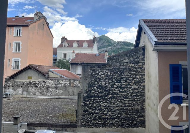 Appartement T2 à vendre - 2 pièces - 46.76 m2 - GRENOBLE - 38 - RHONE-ALPES - Century 21 Immobilier Du Palais