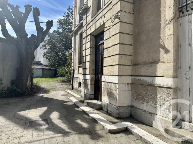 Appartement T7 à vendre - 7 pièces - 159.09 m2 - GRENOBLE - 38 - RHONE-ALPES - Century 21 Immobilier Du Palais