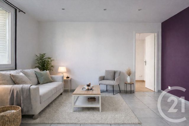 Appartement T2 à vendre - 2 pièces - 44.98 m2 - GRENOBLE - 38 - RHONE-ALPES - Century 21 Immobilier Du Palais