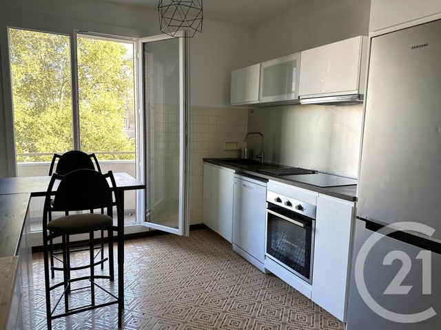 Appartement T2 à vendre - 2 pièces - 59.04 m2 - GRENOBLE - 38 - RHONE-ALPES - Century 21 Immobilier Du Palais