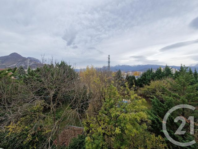 Appartement F4 à vendre - 4 pièces - 63.72 m2 - SEYSSINET PARISET - 38 - RHONE-ALPES - Century 21 Immobilier Du Palais