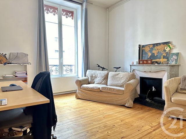 Afficher la photo en grand Appartement T3 à vendre - 3 pièces - 90.44 m2 - GRENOBLE - 38 - RHONE-ALPES - Century 21 Immobilier Du Palais