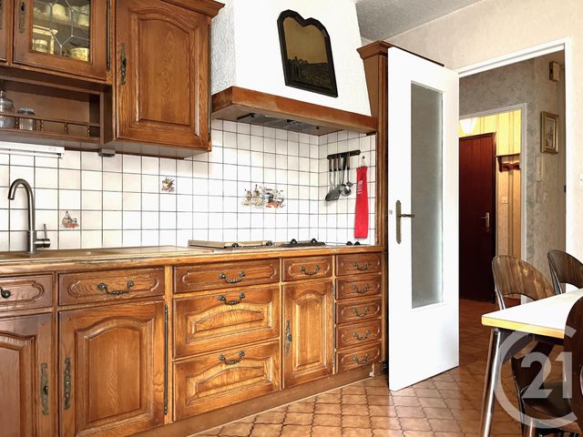 Afficher la photo en grand Appartement T4 à vendre - 4 pièces - 102.1 m2 - GRENOBLE - 38 - RHONE-ALPES - Century 21 Immobilier Du Palais