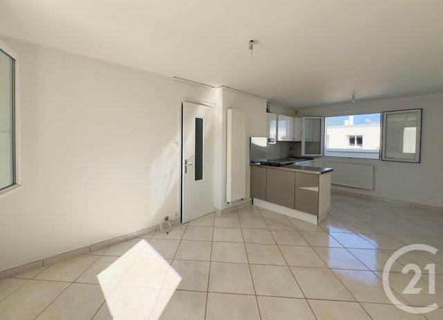 Appartement à vendre - 2 pièces - 36.75 m2 - GRENOBLE - 38 - RHONE-ALPES - Century 21 Immobilier Du Palais