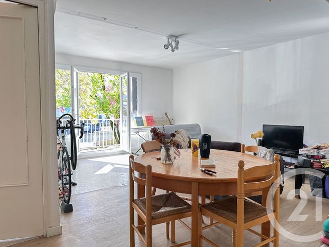 Afficher la photo en grand Appartement T5 à vendre - 5 pièces - 99.2 m2 - GRENOBLE - 38 - RHONE-ALPES - Century 21 Immobilier Du Palais