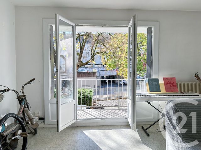 Afficher la photo en grand Appartement T5 à vendre - 5 pièces - 99.2 m2 - GRENOBLE - 38 - RHONE-ALPES - Century 21 Immobilier Du Palais