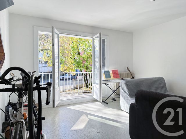 Afficher la photo en grand Appartement T5 à vendre - 5 pièces - 99.2 m2 - GRENOBLE - 38 - RHONE-ALPES - Century 21 Immobilier Du Palais