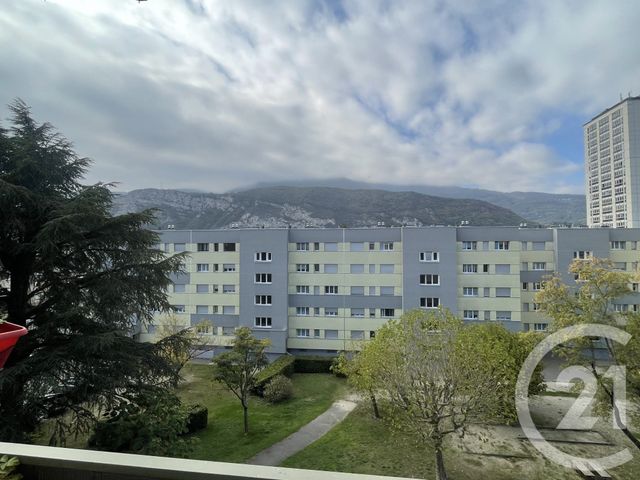 Afficher la photo en grand Appartement à vendre - 3 pièces - 78.0 m2 - ECHIROLLES - 38 - RHONE-ALPES - Century 21 Immobilier Du Palais