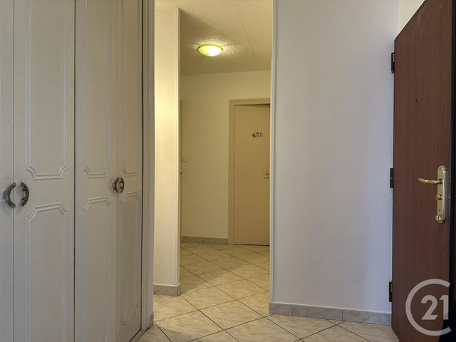 Appartement T3 à vendre - 3 pièces - 53.43 m2 - ECHIROLLES - 38 - RHONE-ALPES - Century 21 Immobilier Du Palais