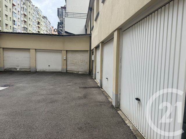 parking à vendre - 21.0 m2 - GRENOBLE - 38 - RHONE-ALPES - Century 21 Immobilier Du Palais