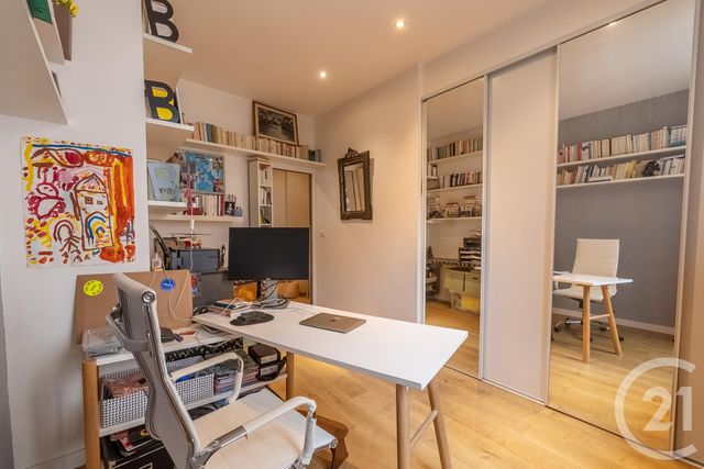 Appartement T3 à vendre - 3 pièces - 71.0 m2 - GRENOBLE - 38 - RHONE-ALPES - Century 21 Immobilier Du Palais