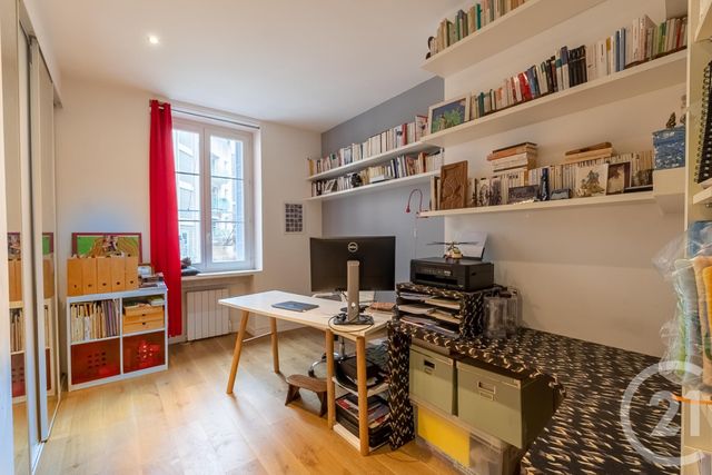 Appartement T3 à vendre - 3 pièces - 71.0 m2 - GRENOBLE - 38 - RHONE-ALPES - Century 21 Immobilier Du Palais