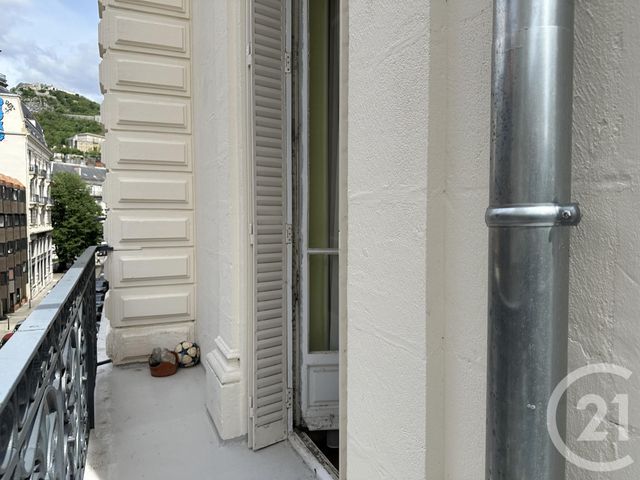 Appartement T6 à vendre - 6 pièces - 143.23 m2 - GRENOBLE - 38 - RHONE-ALPES - Century 21 Immobilier Du Palais