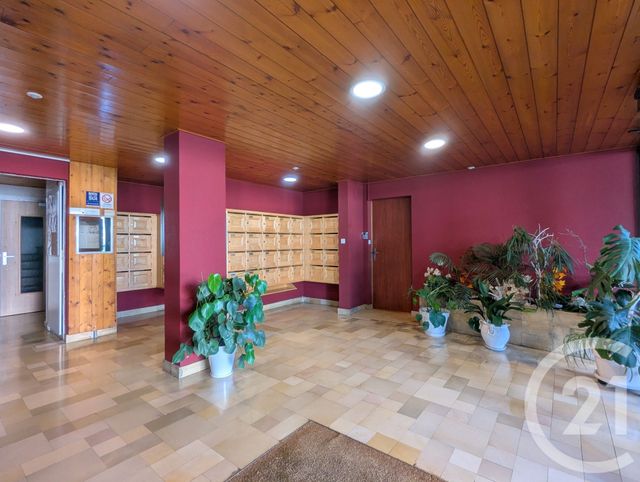 Appartement T5 à vendre - 5 pièces - 107.7 m2 - GRENOBLE - 38 - RHONE-ALPES - Century 21 Immobilier Du Palais