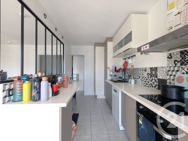 Appartement T5 à vendre - 5 pièces - 107.7 m2 - GRENOBLE - 38 - RHONE-ALPES - Century 21 Immobilier Du Palais
