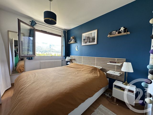 Appartement T5 à vendre - 5 pièces - 107.7 m2 - GRENOBLE - 38 - RHONE-ALPES - Century 21 Immobilier Du Palais