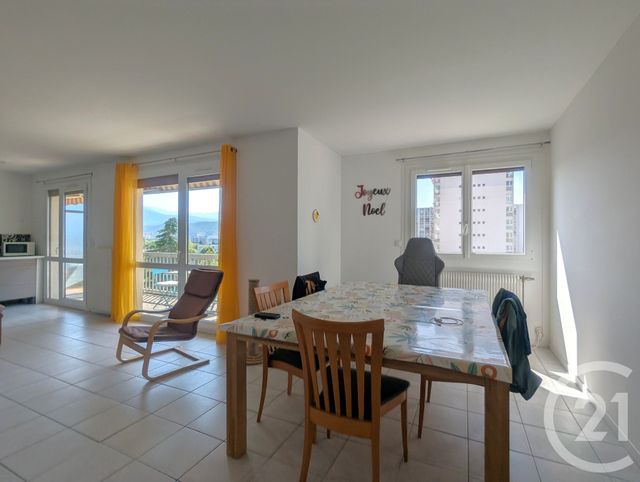 Appartement T5 à vendre - 5 pièces - 107.7 m2 - GRENOBLE - 38 - RHONE-ALPES - Century 21 Immobilier Du Palais