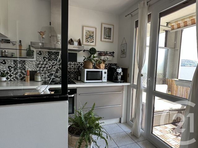 Appartement T5 à vendre - 5 pièces - 107.7 m2 - GRENOBLE - 38 - RHONE-ALPES - Century 21 Immobilier Du Palais