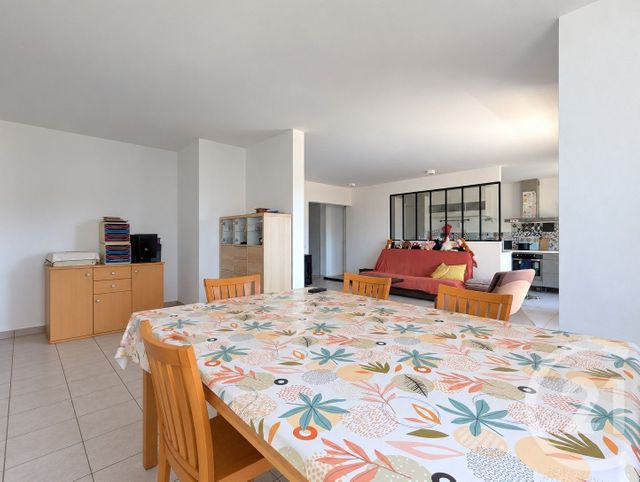 Appartement T5 à vendre - 5 pièces - 107.7 m2 - GRENOBLE - 38 - RHONE-ALPES - Century 21 Immobilier Du Palais