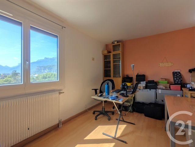 Appartement T5 à vendre - 5 pièces - 107.7 m2 - GRENOBLE - 38 - RHONE-ALPES - Century 21 Immobilier Du Palais