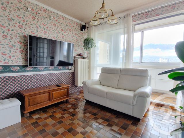 Afficher la photo en grand Appartement T5 à vendre - 5 pièces - 83.43 m2 - GRENOBLE - 38 - RHONE-ALPES - Century 21 Immobilier Du Palais