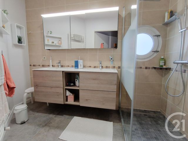 Appartement F4 à vendre - 4 pièces - 82.61 m2 - GRENOBLE - 38 - RHONE-ALPES - Century 21 Immobilier Du Palais