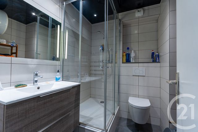 Appartement T2 à vendre - 2 pièces - 50.72 m2 - MEYLAN - 38 - RHONE-ALPES - Century 21 Immobilier Du Palais