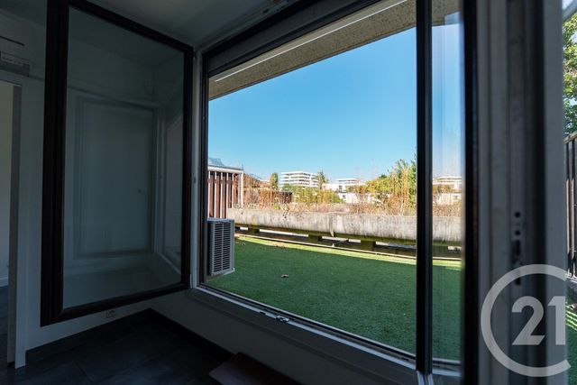 Appartement T2 à vendre - 2 pièces - 50.72 m2 - MEYLAN - 38 - RHONE-ALPES - Century 21 Immobilier Du Palais