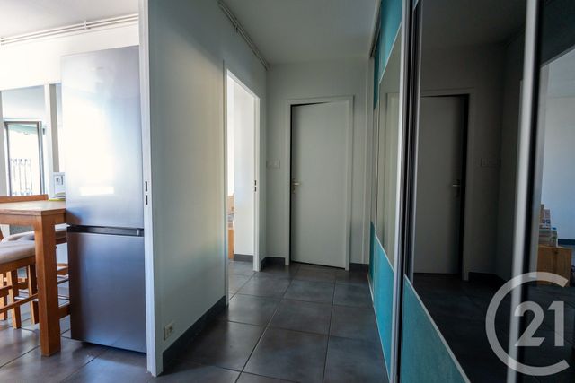 Appartement T2 à vendre - 2 pièces - 50.72 m2 - MEYLAN - 38 - RHONE-ALPES - Century 21 Immobilier Du Palais