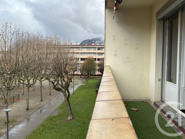 Appartement T4 à vendre - 4 pièces - 64.4 m2 - GRENOBLE - 38 - RHONE-ALPES - Century 21 Immobilier Du Palais