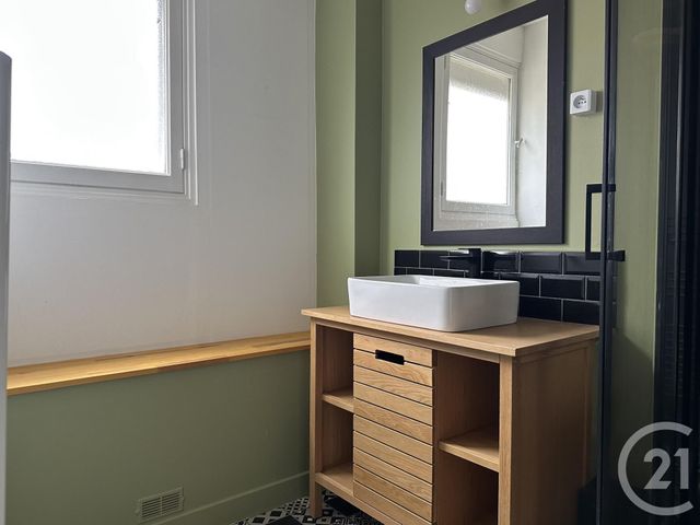 Appartement T4 à vendre - 4 pièces - 64.4 m2 - GRENOBLE - 38 - RHONE-ALPES - Century 21 Immobilier Du Palais