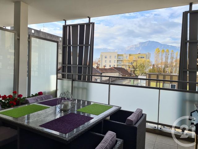 Appartement F3 à louer - 3 pièces - 65.15 m2 - ST MARTIN D HERES - 38 - RHONE-ALPES - Century 21 Immobilier Du Palais