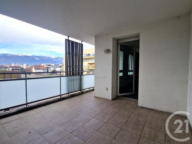 Appartement F3 à louer - 3 pièces - 65.15 m2 - ST MARTIN D HERES - 38 - RHONE-ALPES - Century 21 Immobilier Du Palais