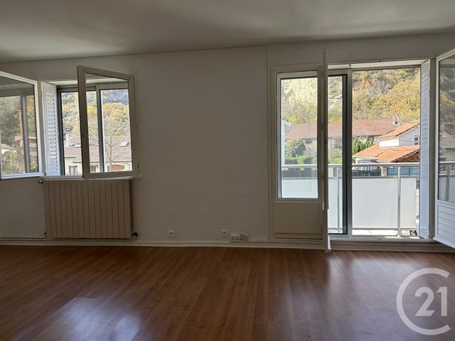 Appartement T4 à vendre - 4 pièces - 67.7 m2 - SEYSSINET PARISET - 38 - RHONE-ALPES - Century 21 Immobilier Du Palais