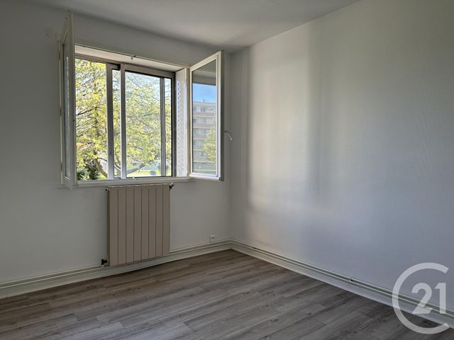 Appartement T4 à vendre - 4 pièces - 67.7 m2 - SEYSSINET PARISET - 38 - RHONE-ALPES - Century 21 Immobilier Du Palais