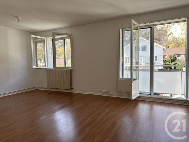 Appartement T4 à vendre - 4 pièces - 67.7 m2 - SEYSSINET PARISET - 38 - RHONE-ALPES - Century 21 Immobilier Du Palais
