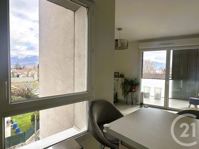 Appartement T3 à vendre - 3 pièces - 63.41 m2 - GRENOBLE - 38 - RHONE-ALPES - Century 21 Immobilier Du Palais