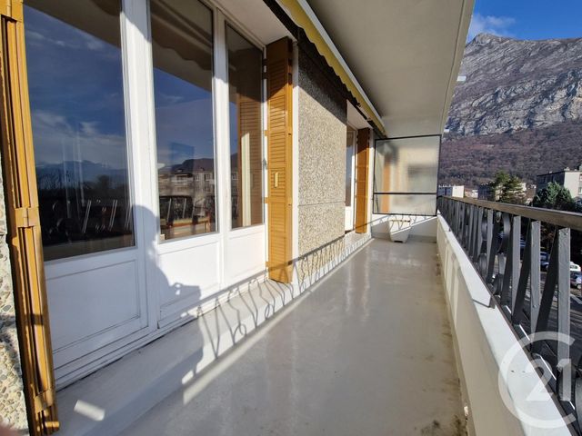 Appartement F4 à vendre - 4 pièces - 70.71 m2 - ST EGREVE - 38 - RHONE-ALPES - Century 21 Immobilier Du Palais