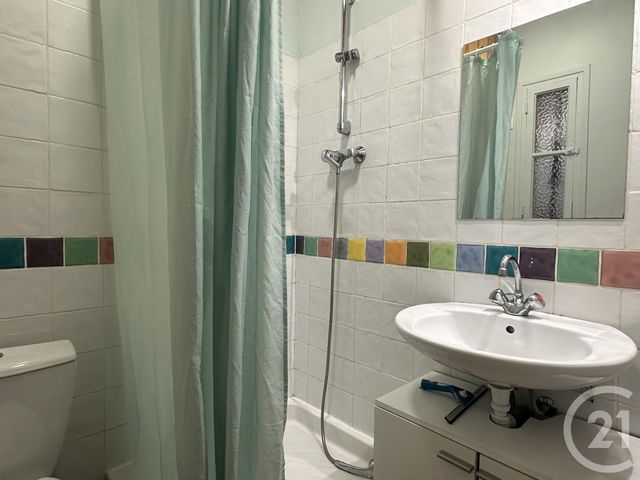 Appartement T2 à vendre - 2 pièces - 50.11 m2 - GRENOBLE - 38 - RHONE-ALPES - Century 21 Immobilier Du Palais