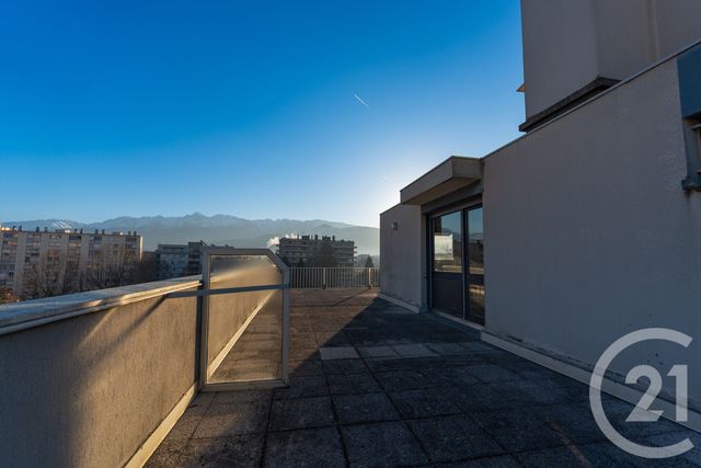 Appartement T5 à vendre - 4 pièces - 123.97 m2 - GRENOBLE - 38 - RHONE-ALPES - Century 21 Immobilier Du Palais