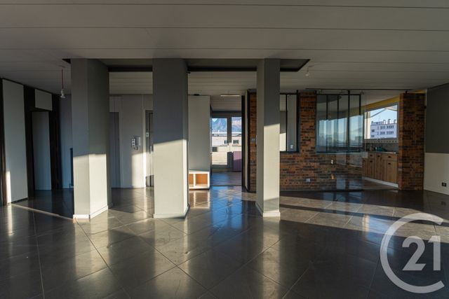 Appartement T5 à vendre - 4 pièces - 123.97 m2 - GRENOBLE - 38 - RHONE-ALPES - Century 21 Immobilier Du Palais